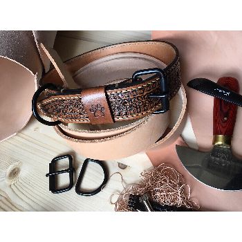 Martin Vozniak - Ruční, zakázková výroba https://www.facebook.com/HMLeatherGoods/ Martin Vozniak - Ruční, zakázková výroba https://www.facebook.com/HMLeatherGoods/